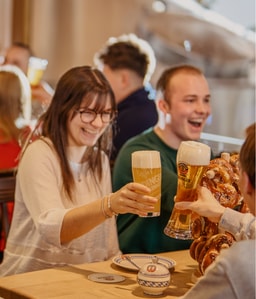 Portrait von Kathrin Deutinger, Vetriebsinnendienst ERDINGER.